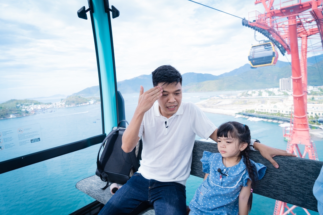 Trung Ruồi lo lắng khi con gái bị ốm