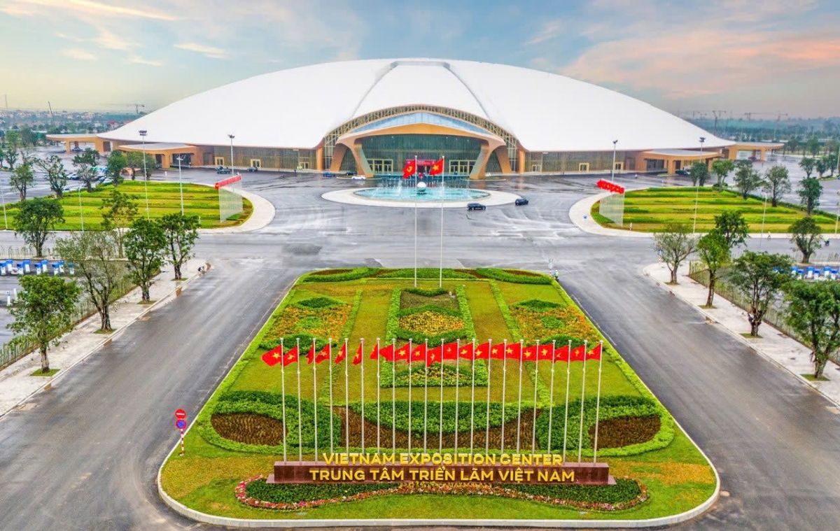 Công trình được đánh giá là động lực quan trọng để phát triển ngành thương mại, dịch vụ, du lịch của Thủ đô.