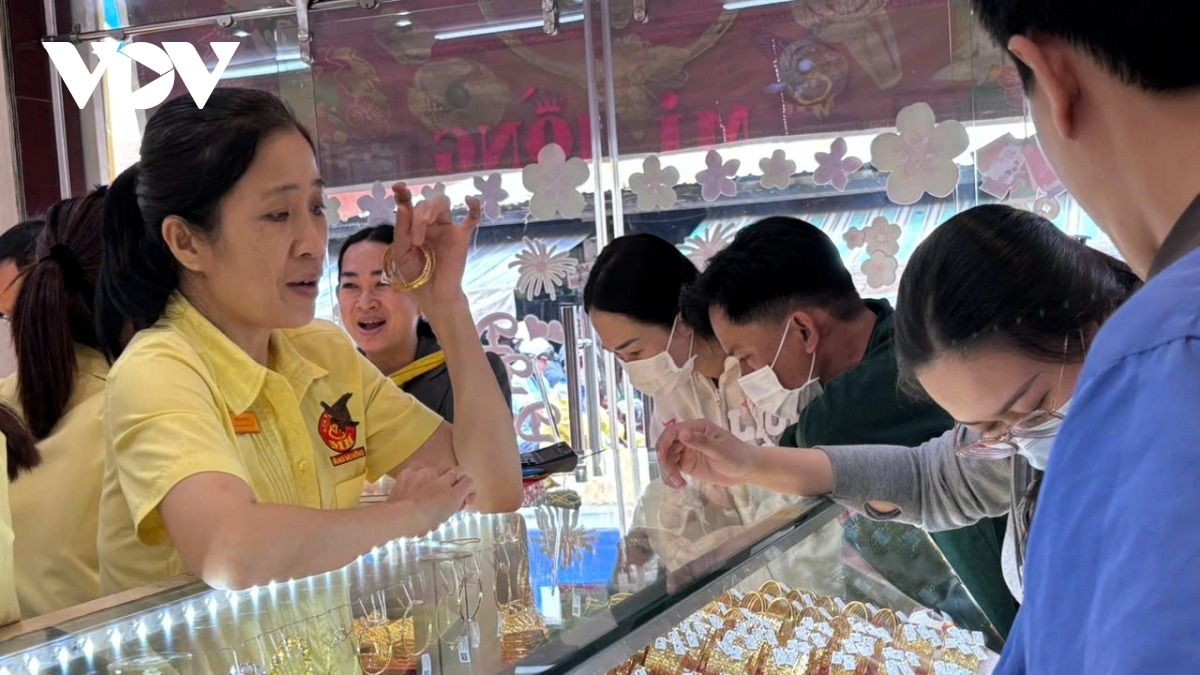 Vàng nhẫn tăng giá mạnh tại Bảo Tín Minh Châu