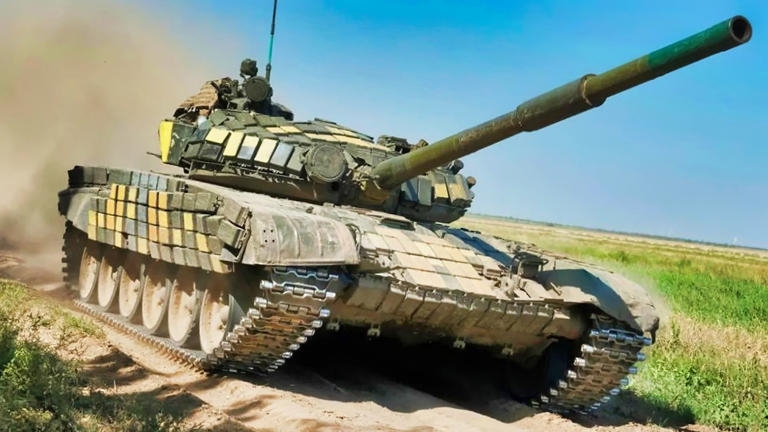 Xe tăng Ukraine trên mặt trận. Ảnh: Creative Commons.