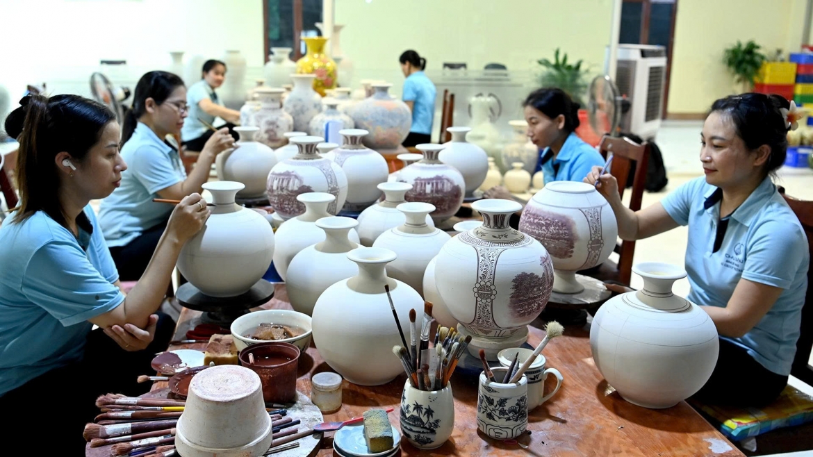 Mỗi sản phẩm Gốm Chu Đậu vừa mang giá trị mỹ thuật, vừa chứa đựng ý nghĩa tinh thần sâu sắc