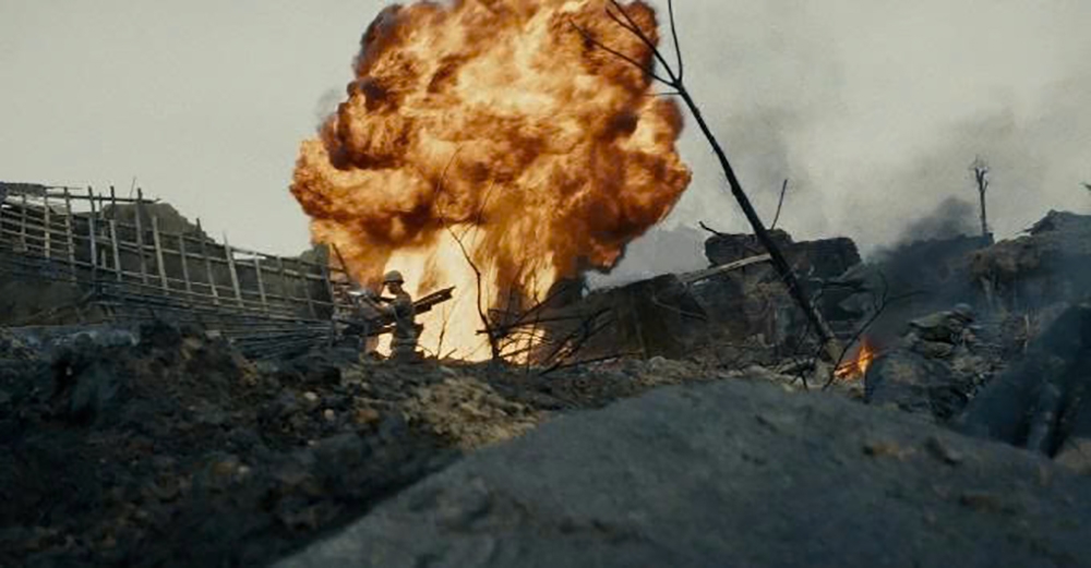 "Mưa đỏ" lấy cảm hứng và hư cấu từ sự kiện 81 ngày đêm chiến đấu kiên cường của quân và dân ta bảo vệ Thành cổ Quảng Trị năm 1972. Ảnh: ĐPCC