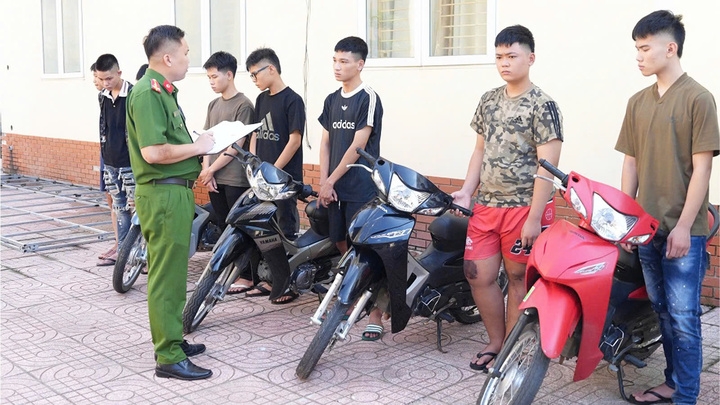 Các đối tượng tại cơ quan Công an