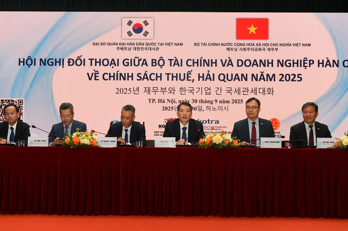 Hội nghị đối thoại giữa Bộ Tài chính và doanh nghiệp Hàn Quốc về chính sách thuế, hải quan năm 2025