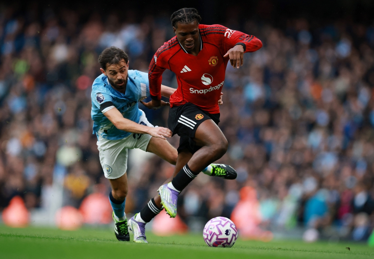 Dorgu đang chơi năng nổ trên sân (Ảnh: Reuters)