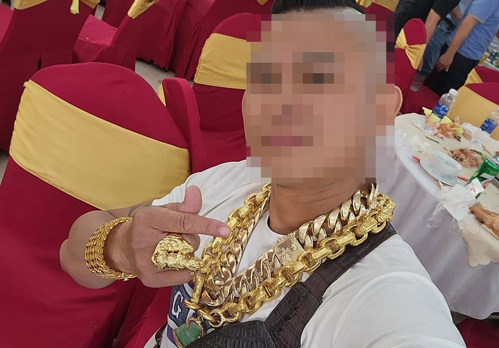 Số trang sức được ông D đeo trên người trước khi mất