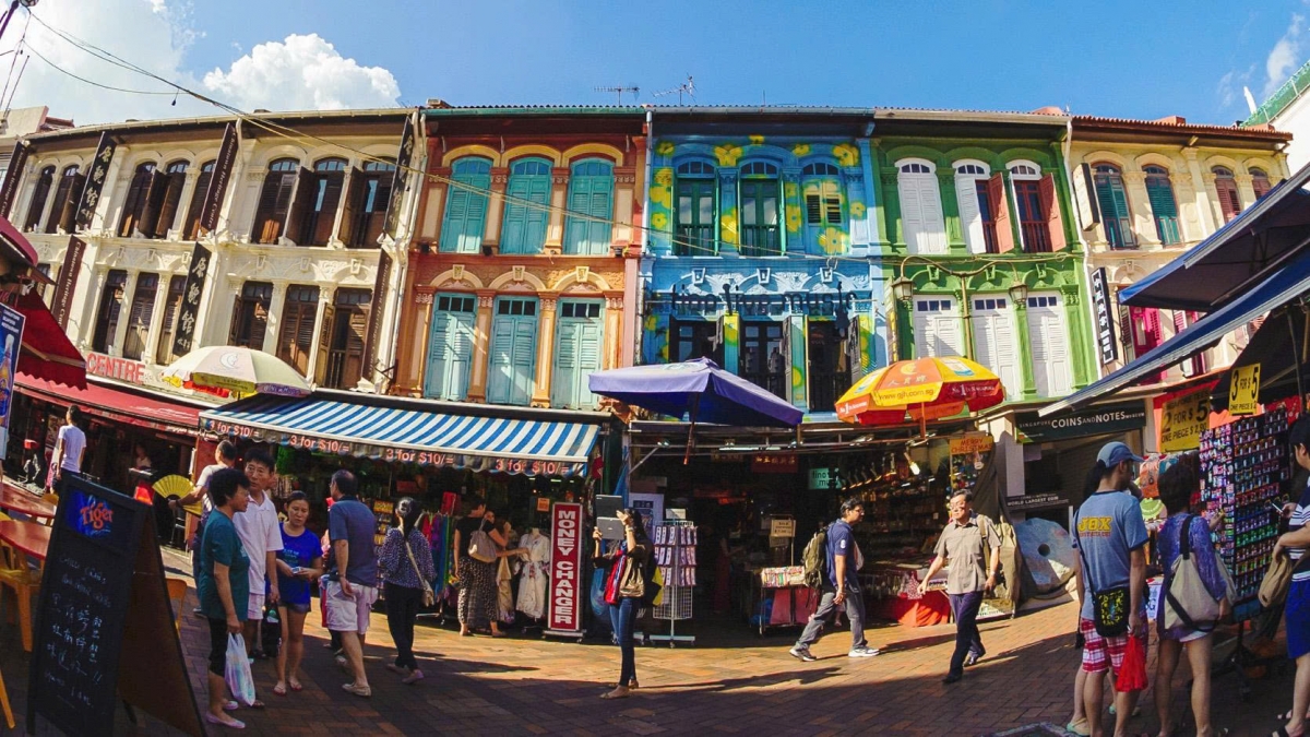 Các shophouse tại Singapore được bảo tồn kiến trúc nguyên bản, nhưng vẫn có thể cải tạo cho mục đích kinh doanh, từ quán cà phê, nhà hàng, cửa hàng thời trang, đến khách sạn. Nguồn: Visit Singapore