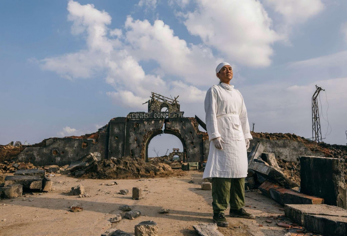 Hứa Vĩ Văn cảm ơn "đại gia đình Mưa đỏ"