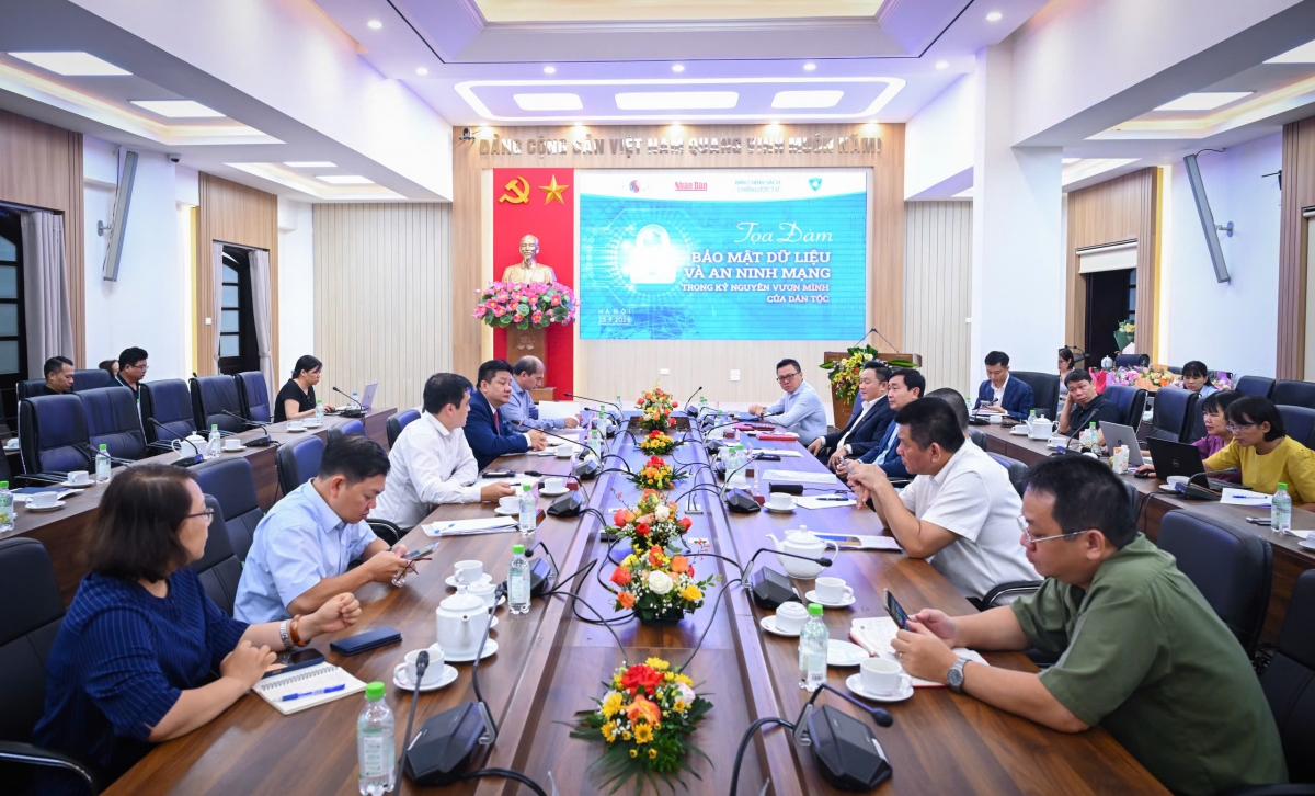 Toàn cảnh buổi tọa đàm (Ảnh: Ban tổ chức)