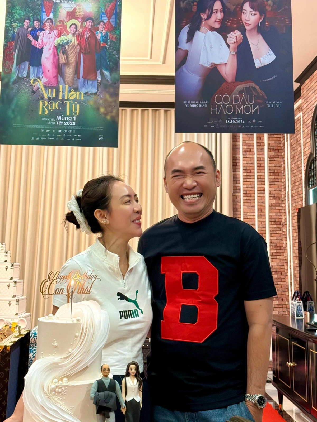 Bước sang tuổi 41, diễn viên Thu Trang cho biết hạnh phúc hiện tại với cô là được khán giả yêu thương, chồng con đồng hành.