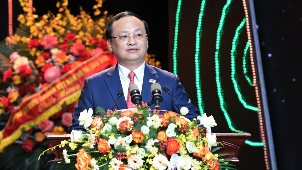 Ủy viên Trung ương Đảng, Tổng Giám đốc VOV Đỗ Tiến Sỹ đọc thư của Tổng Bí thư Tô Lâm chúc mừng nhân dịp kỷ niệm 80 năm Ngày thành lập Đài Tiếng nói Việt Nam và trình bày diễn văn tại Lễ kỷ niệm