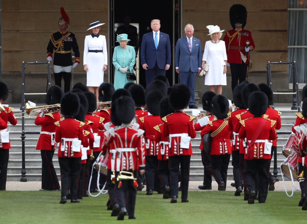 Tổng thống Mỹ Donald Trump và phu nhân có chuyến thăm tới Anh hồi năm 2019. Ảnh: Reuters