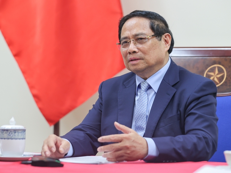 Thủ tướng Chính phủ Phạm Minh Chính điện đàm với Thủ tướng Cộng hòa Liên bang Đức Friedrich Merz nhằm trao đổi các biện pháp thúc đẩy quan hệ Đối tác chiến lược Việt Nam – Đức - Ảnh: VGP/Nhật Bắc