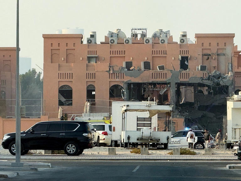 Một tòa nhà bị hư hại sau cuộc tấn công của Israel vào Doha, Qatar. Ảnh: Jerusalem Post