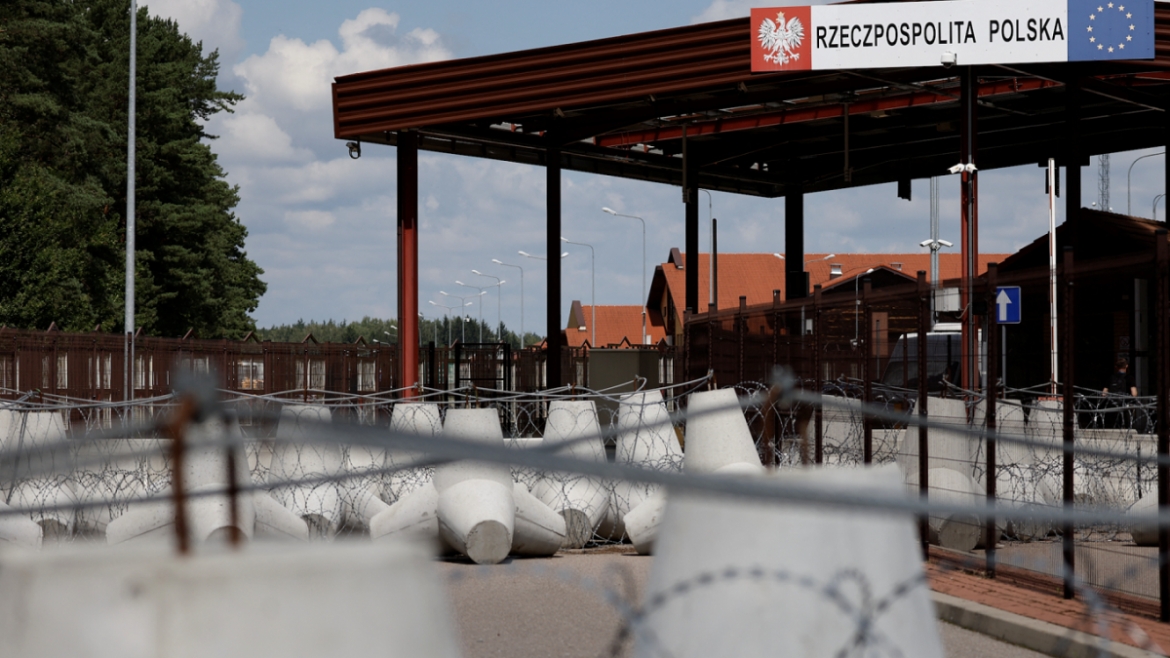 Ba Lan sẽ cân nhắc về quyết định đóng cửa trở lại biên giới với Belarus một lần nữa    Ảnh minh họa theo AFP