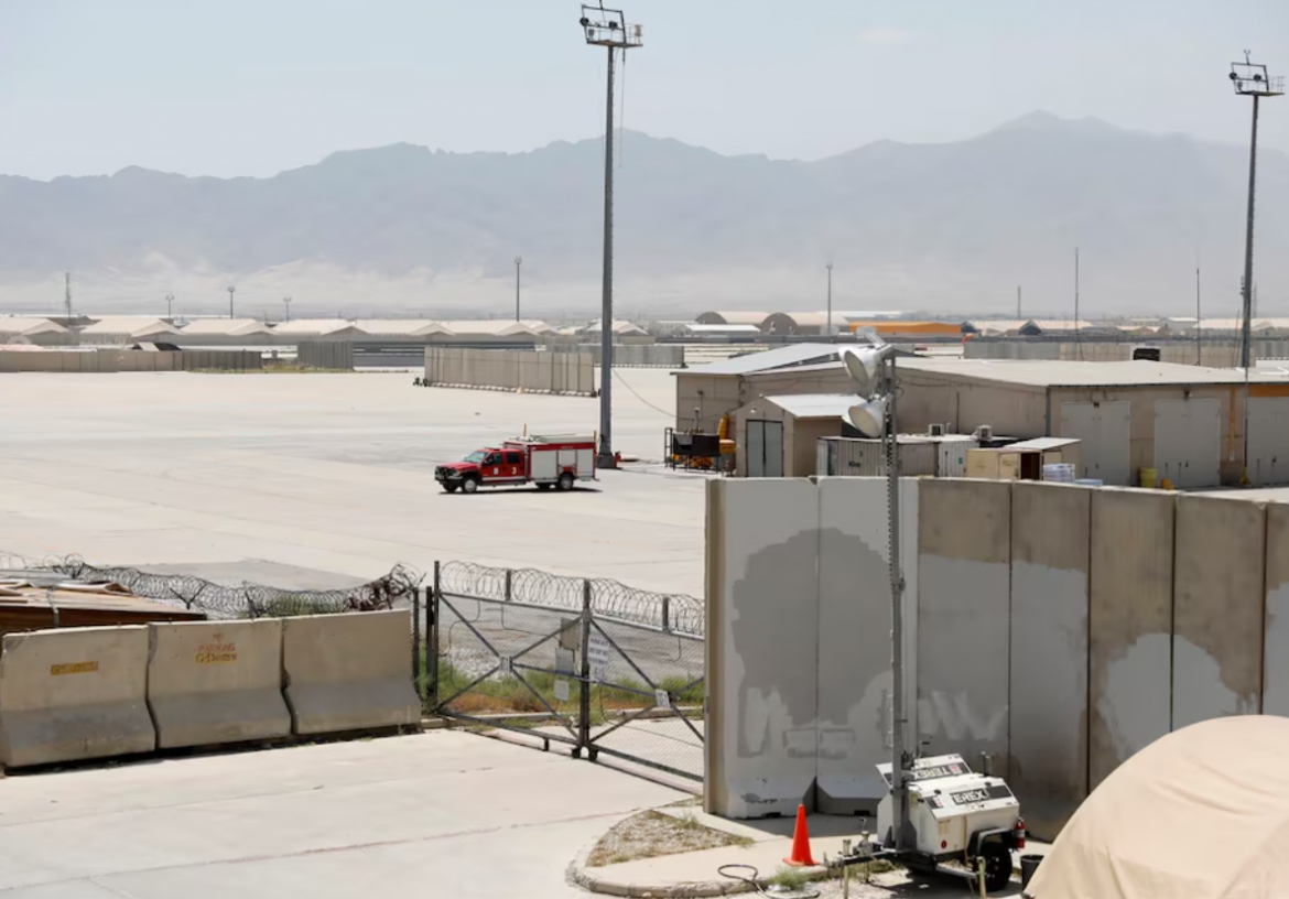 Căn cứ không quân Bagram. Ảnh: Reuters