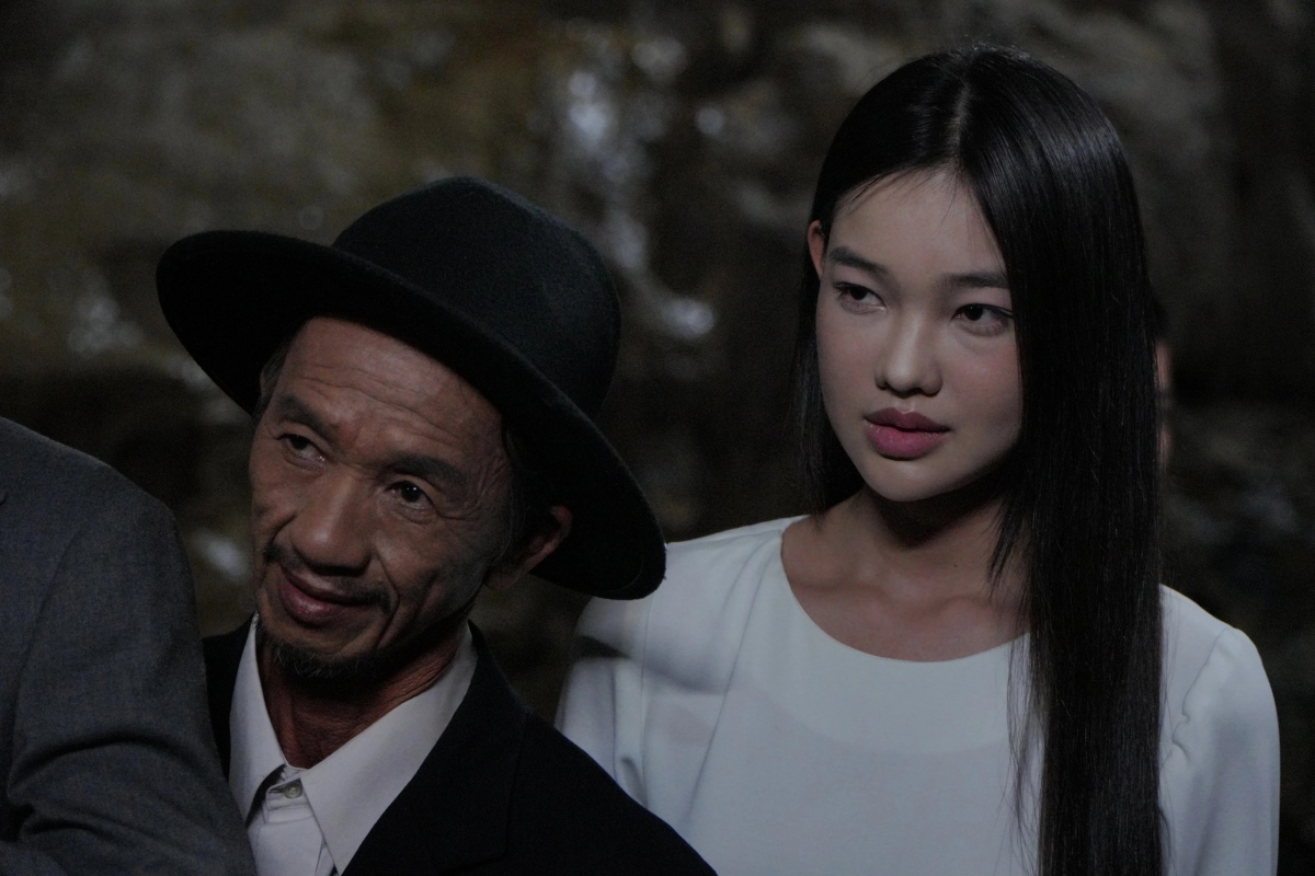 Bé Quyên chạm ngõ điện ảnh với "Đồi hành xác"