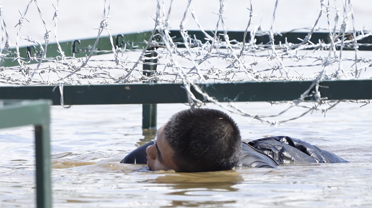 Các nghệ sĩ trong thử thách ở tập 9 Chiến sĩ quả cảm. Ảnh: BTC