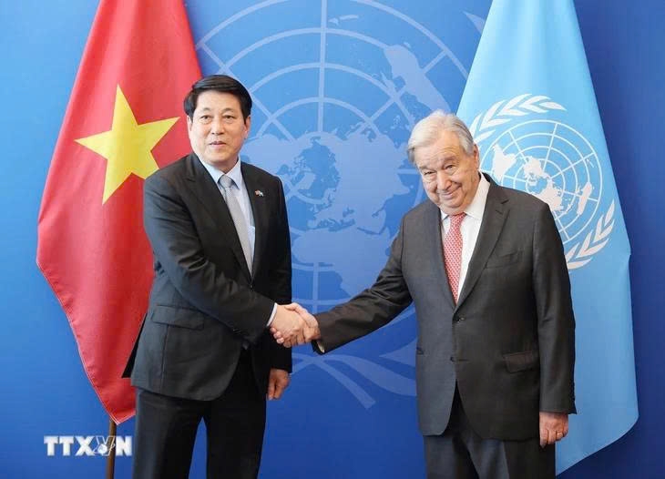 Chủ tịch nước Lương Cường tại cuộc gặp Tổng thư ký Liên hợp quốc Antonio Guterres (Ảnh: TTXVN)