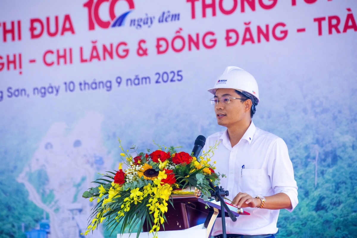 Ông Đặng Tiến Thắng - Tổng giám đốc DNDA cao tốc Đồng Đăng - Trà Lĩnh phát biểu.