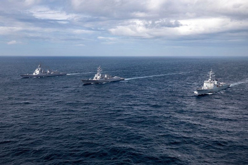Freedom Edge luôn có sự tham gia của các khí tài quân sự hiện đại nhất của Mỹ - Nhật - Hàn. Ảnh: Reuters