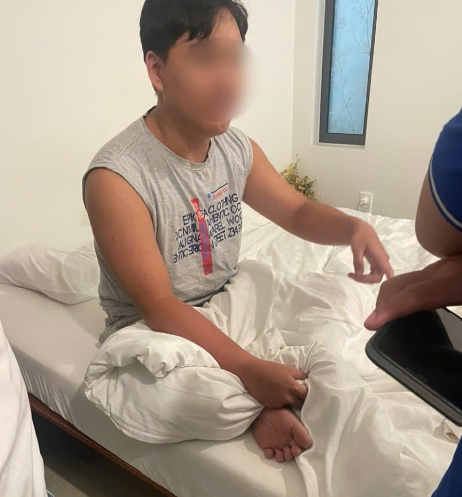 Công an phát hiện N.V.M.T đang ở một mình tại nhà nghỉ thuộc phường Hội An Tây