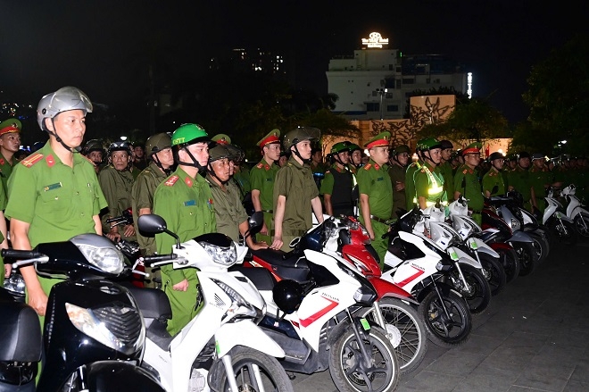 Các lực lượng tham gia lễ ra quân