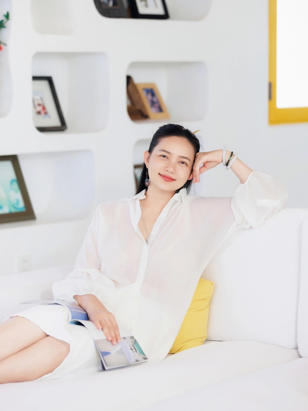 Phan Như Thảo cho biết thu nhập từ nghề phun xăm thẩm mỹ hấp dẫn và gần như không giới hạn, mang lại cơ hội tài chính tốt hơn nhiều so với thời cô đóng phim, làm người mẫu.