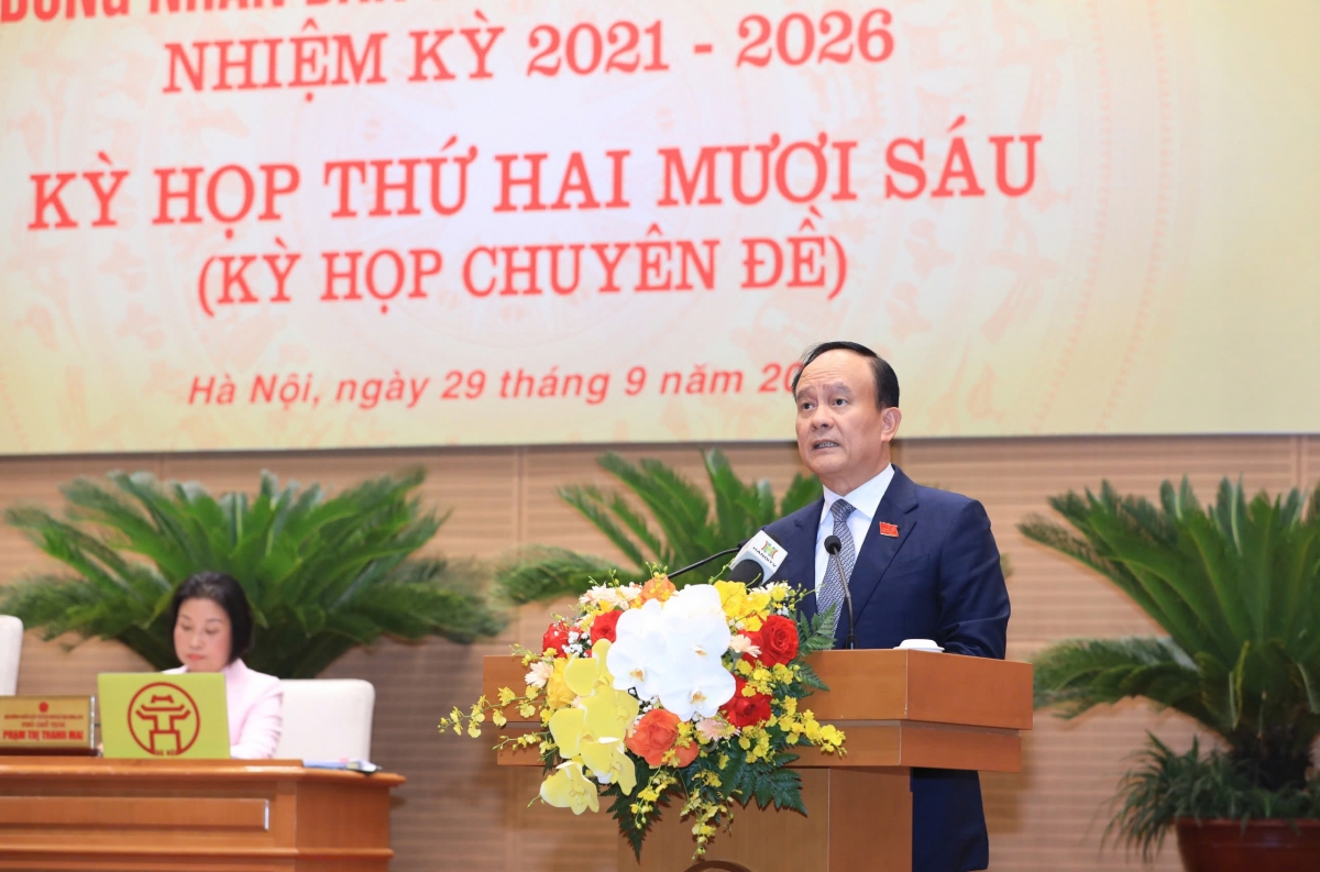 Chủ tịch HĐND thành phố Hà Nội Nguyễn Ngọc Tuấn phát biểu