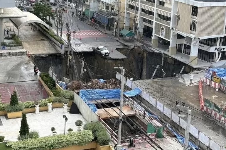 Hiện trường khi xảy ra sự cố ngày 24/9/2025. Ảnh: Chính quyền thành phố Bangkok