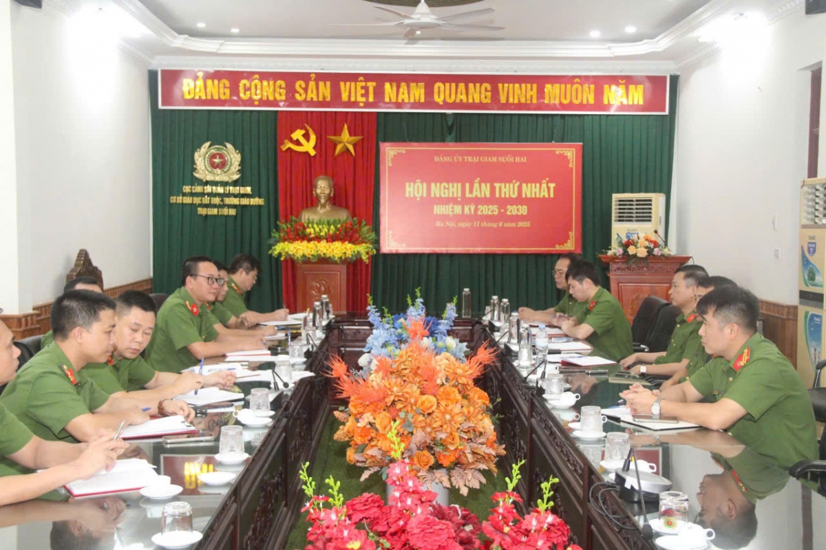 Hội nghị lần thứ nhất Ban chấp hành Đảng bộ cơ sở Trại giam Suối Hai nhiệm kỳ 2025-2030. Ảnh:CTV