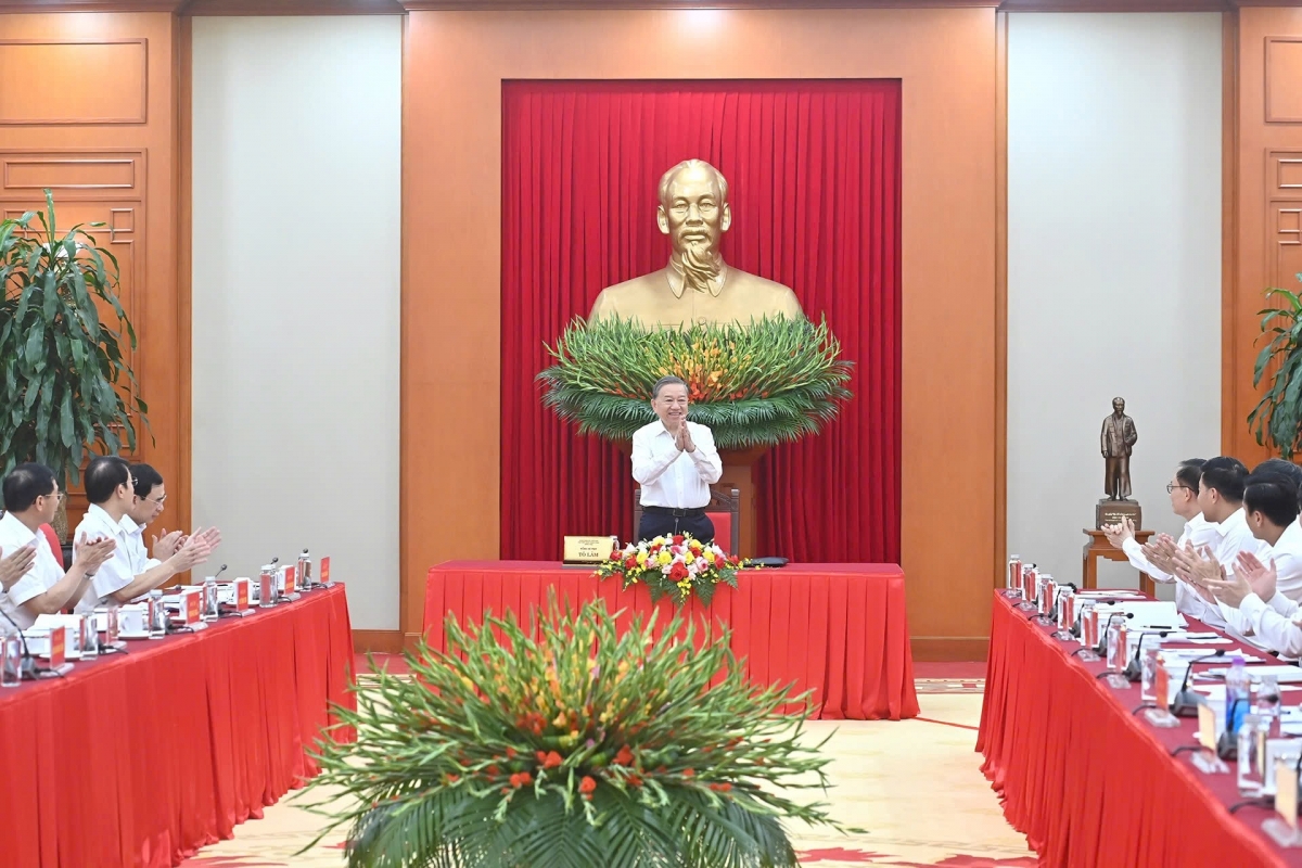 Toàn cảnh phiên làm việc