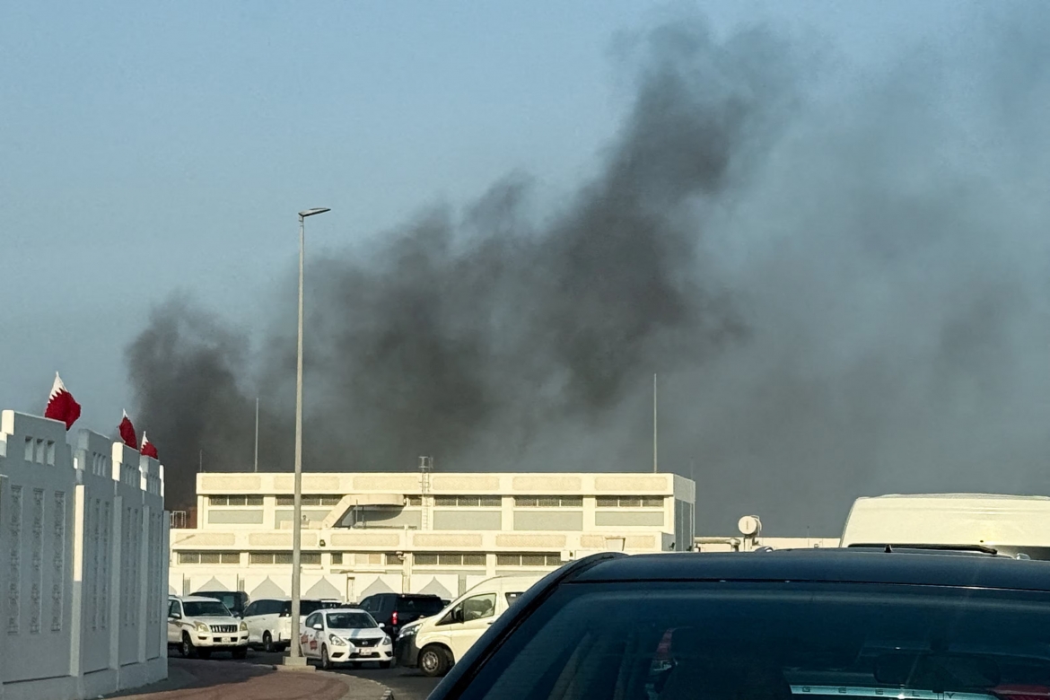 Khói bốc lên sau khi có vài tiếng nổ ở Doha, Qatar ngày 9/9/2025. Ảnh: Reuters