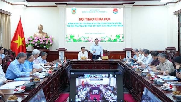 Toàn cảnh hội thảo