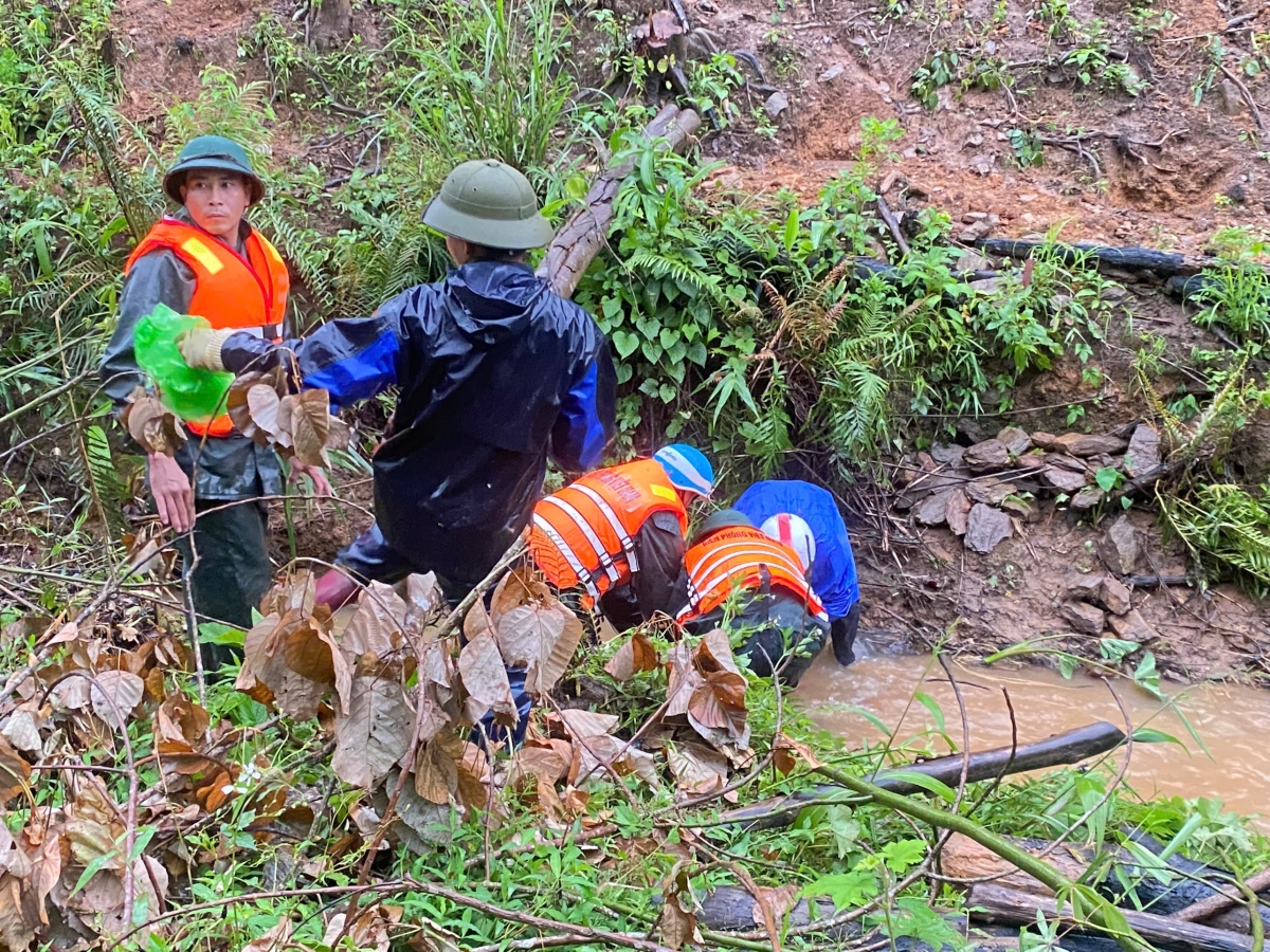 Lực lượng chức năng tìm thấy thi thể người phụ nữ, nghi đuối nước