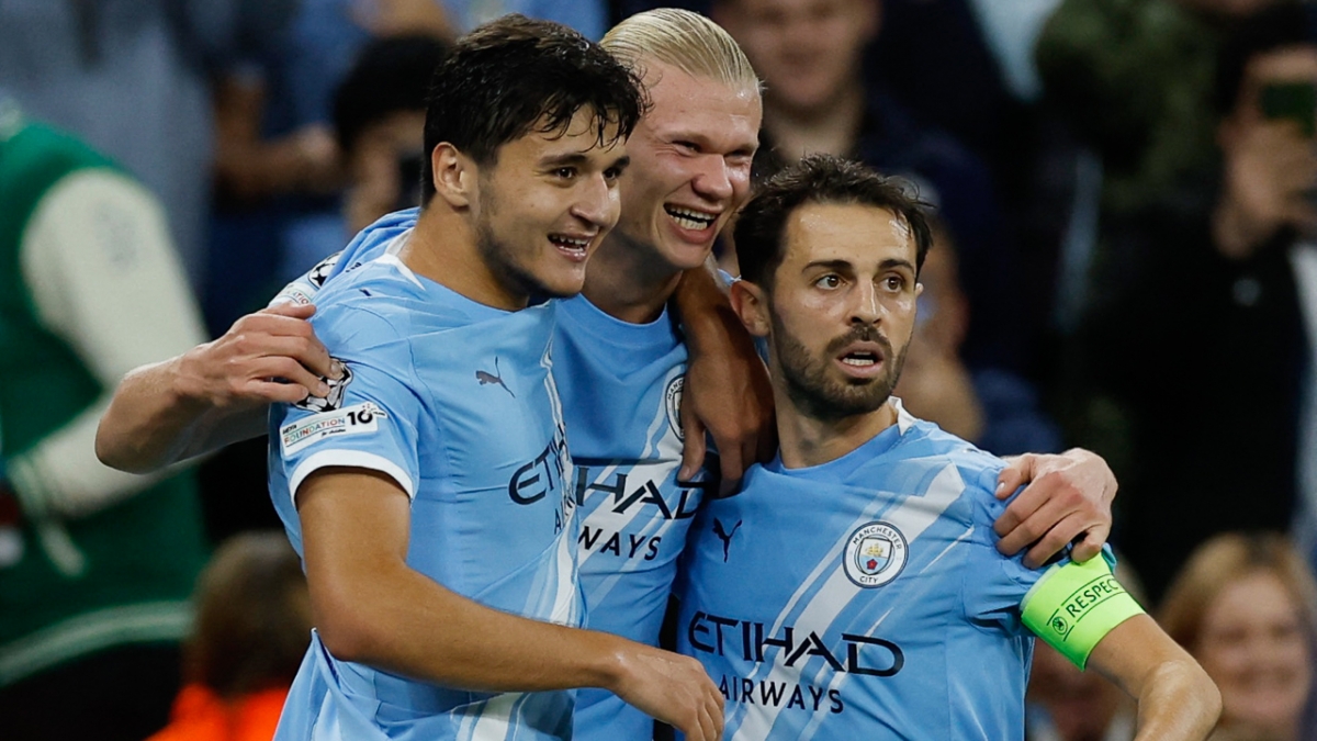 Man City giành chiến thắng nhẹ nhàng trước Napoli (Ảnh: Reuters)