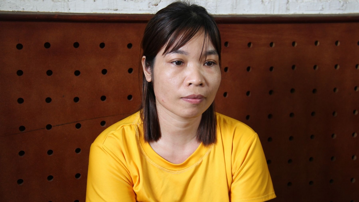 Đối tượng Cổ Thị Thứ tại cơ quan điều tra (Ảnh: CA Lào Cai)