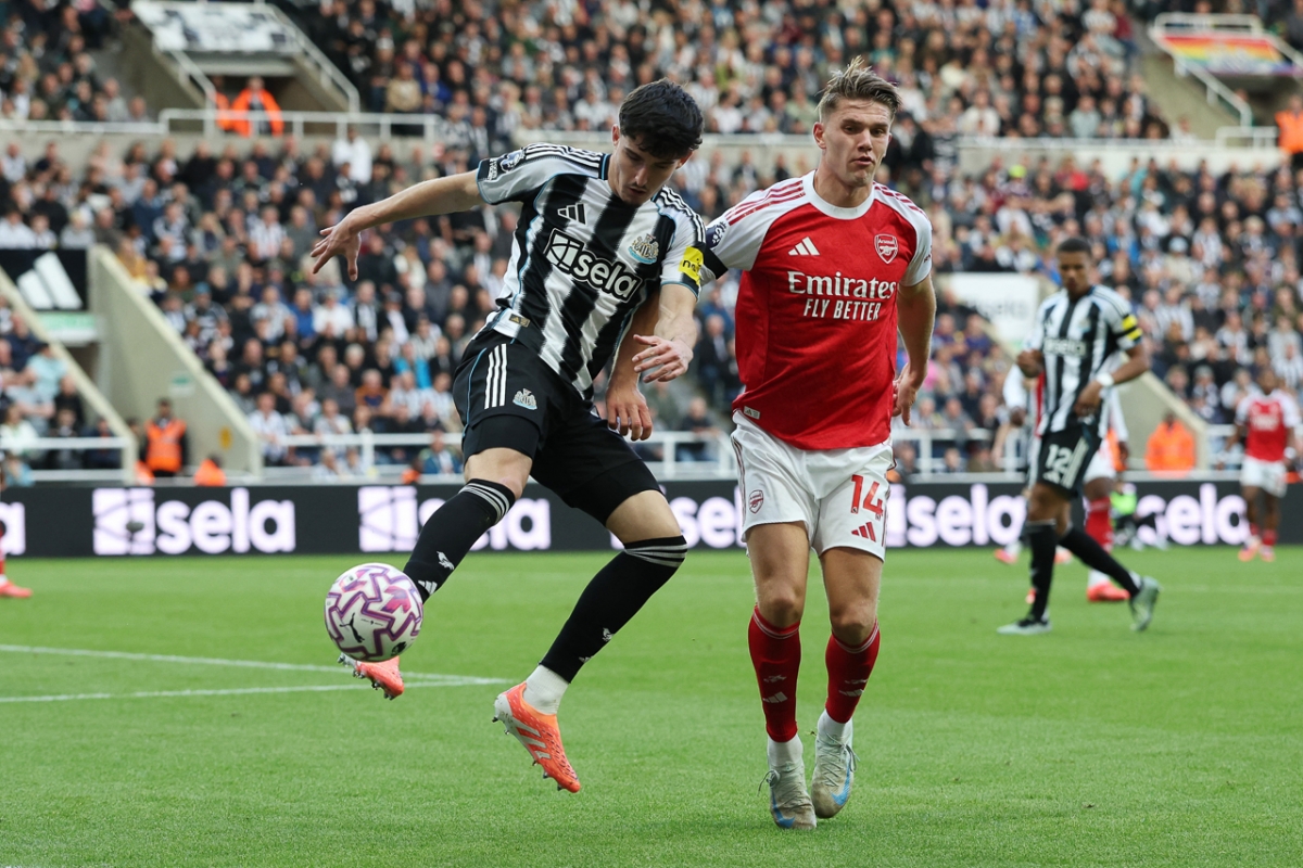 Newcastle khiến Arsenal gặp nhiều khó khăn (Ảnh: Reuters)