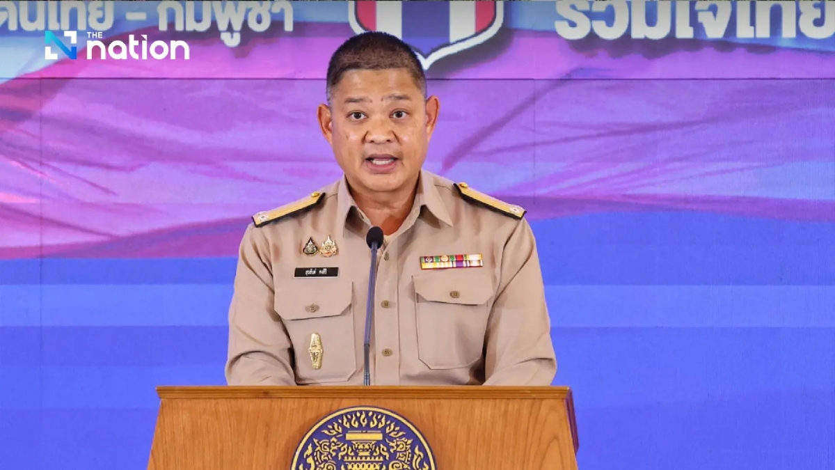 Chuẩn Đô đốc Surasan Kongsiri, phát ngôn viên của Trung tâm đặc biệt về Tình hình Biên giới Thái Lan – Campuchia. (Ảnh: The Nation)
