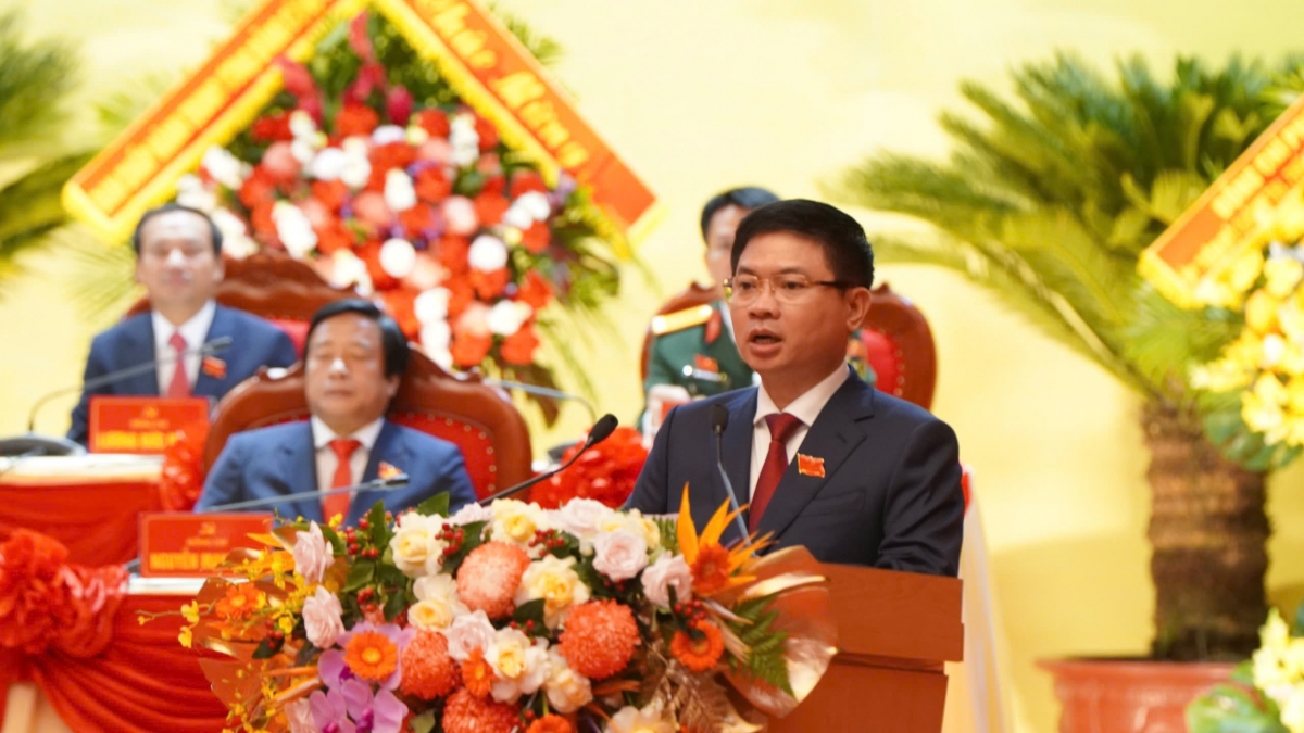 Tân Bí thư Tỉnh ủy tỉnh Phú Thọ Trương Quốc Huy phát biểu nhận nhiệm vụ.