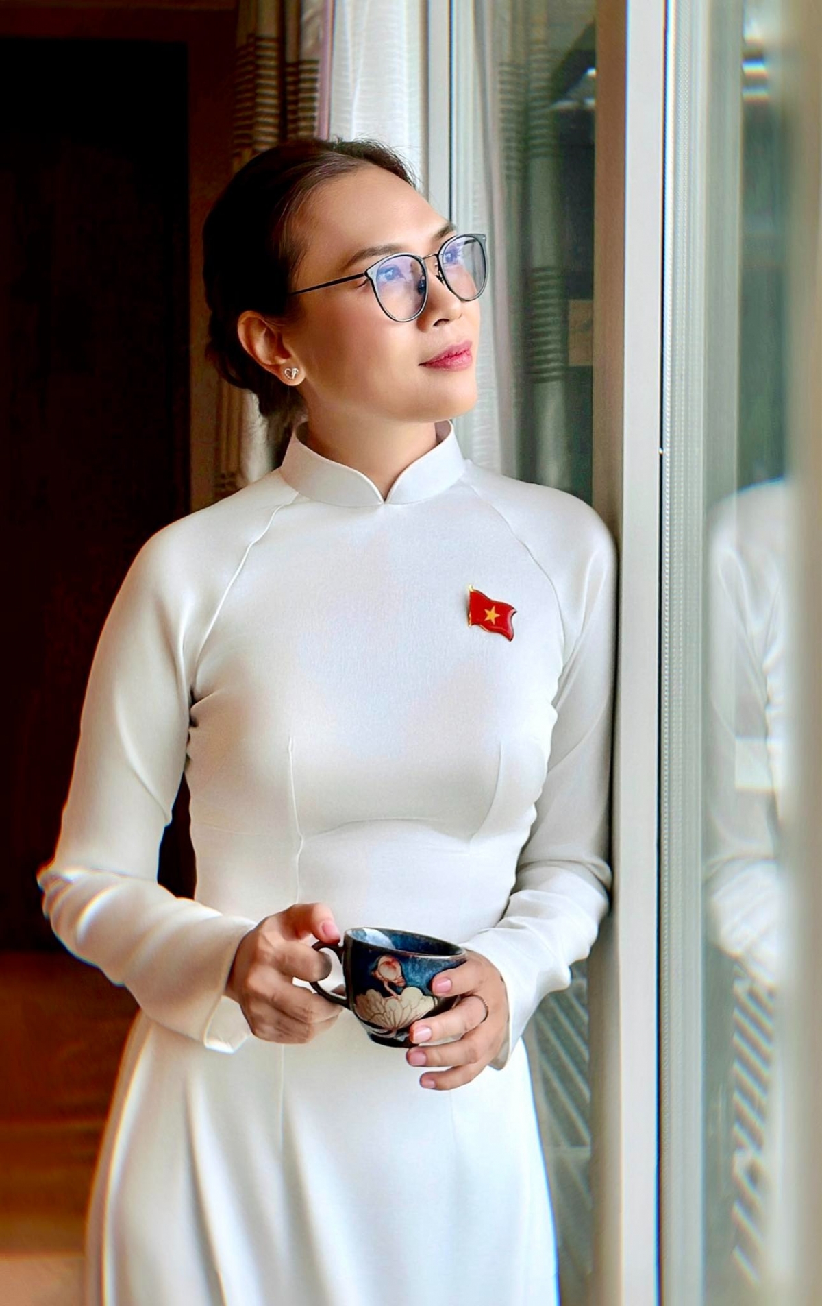 Ca sĩ Mỹ Tâm chia sẻ cảm xúc sau khi được khen ngợi tại lễ diễu binh, diễu hành ngày 2/9: "Tất cả các nghệ sĩ dù tham gia hay không tham gia tại buổi Đại lễ thì Tâm vẫn tin rằng tất cả mọi người đều một lòng hướng về Tổ quốc. Và Tâm ở đó cũng như bao người mong muốn làm tốt nhất trọng trách của một người con của đất nước".