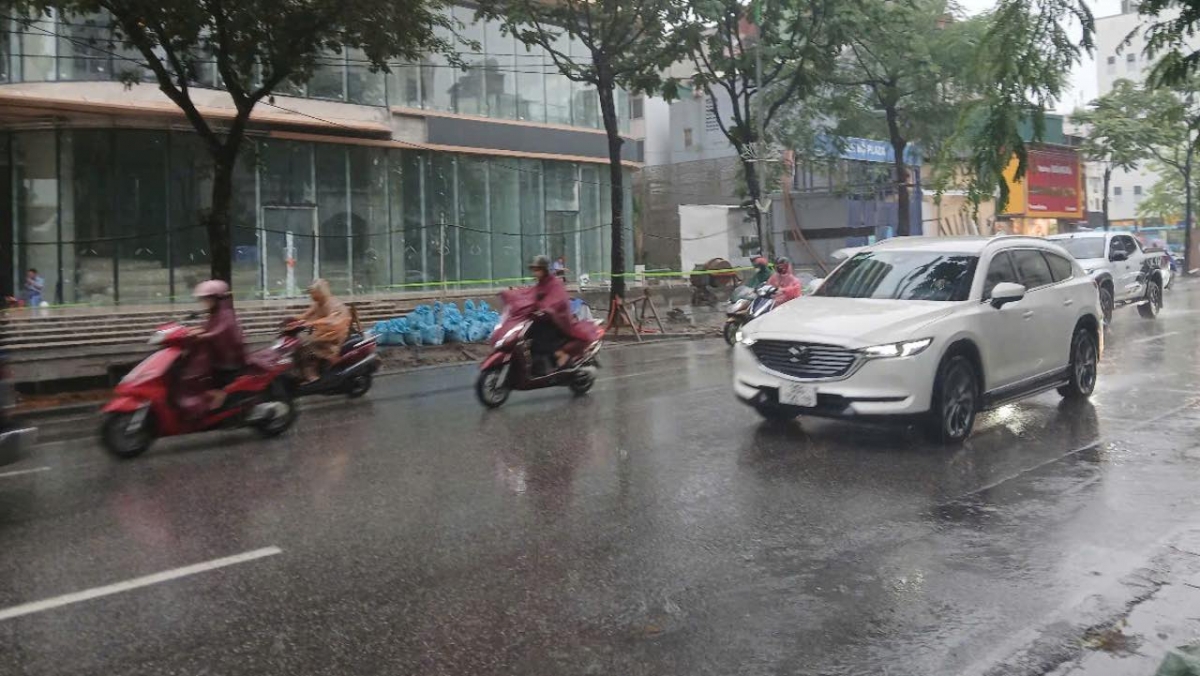 Bắc Bộ và Thanh Hoá có mưa rào và dông rải rác