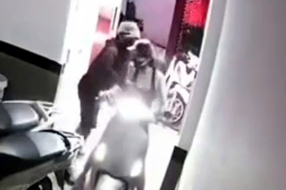 Hiện trường vụ việc. (Ảnh cắt từ Camera an ninh)