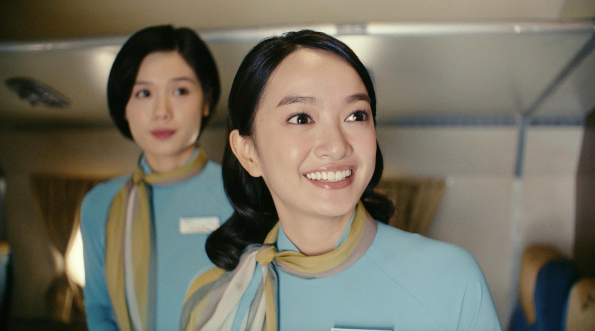 Kaity Nguyễn vào vai nữ tiếp viên hàng không Trinh trong "Tử chiến trên không" (Ảnh: ĐPCC)