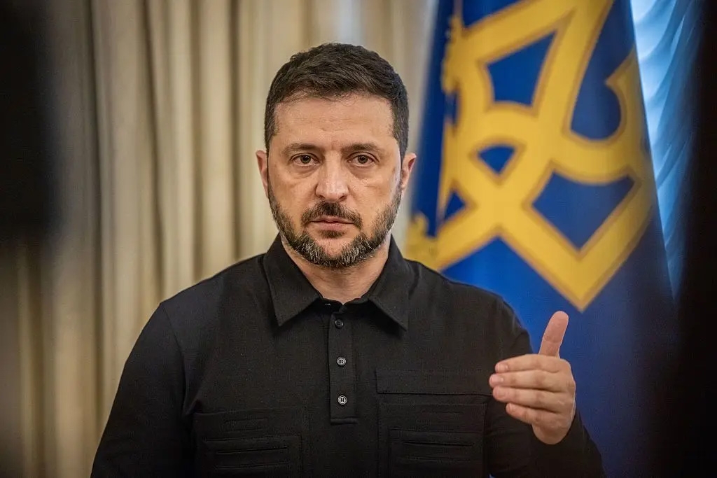Tổng thống Ukraine Volodymyr Zelensky trả lời báo chí tại Văn phòng Tổng thống ở Kiev sau chuyến công du Mỹ, ngày 27/9/2025. Ảnh: Getty