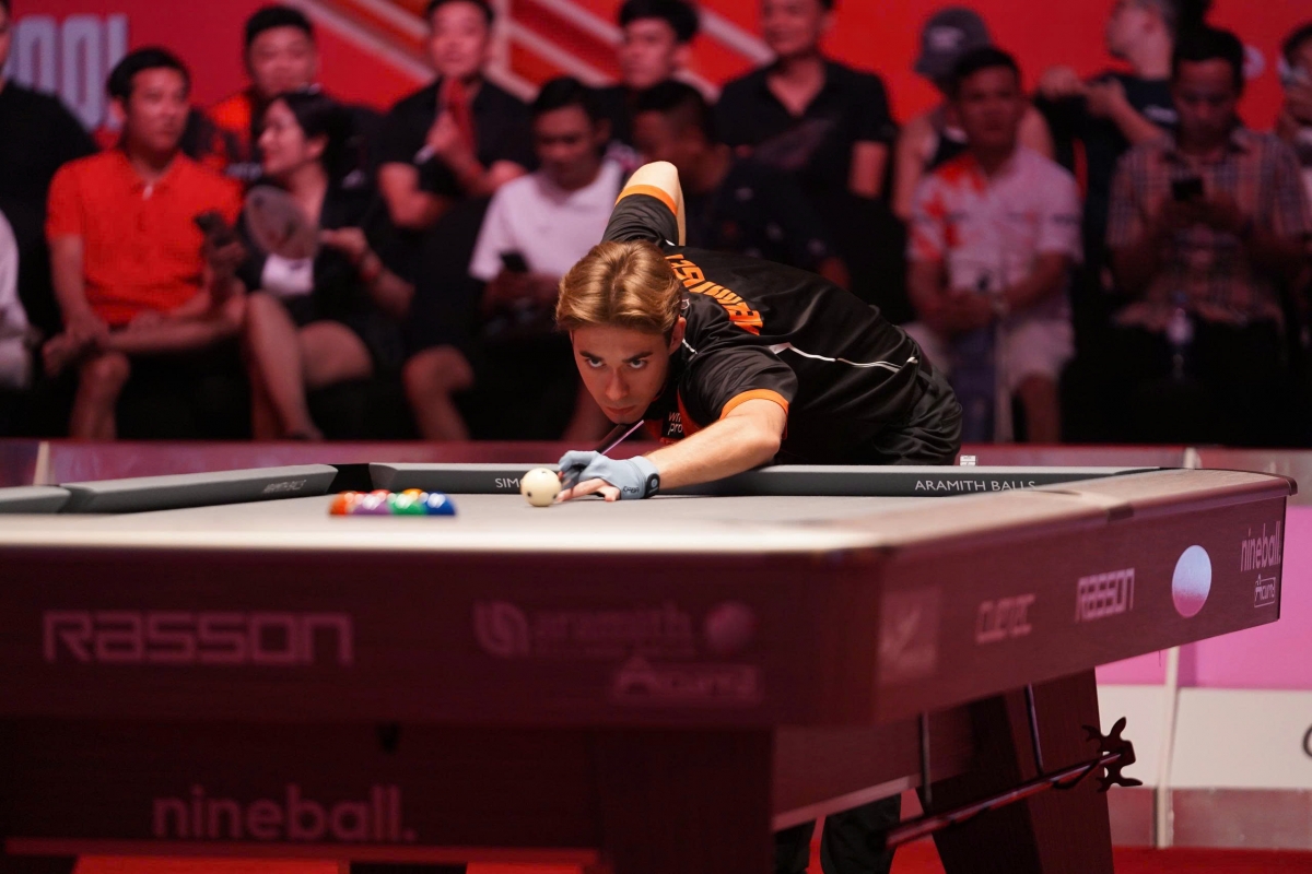 VĐV Morizt Neuhausen. 