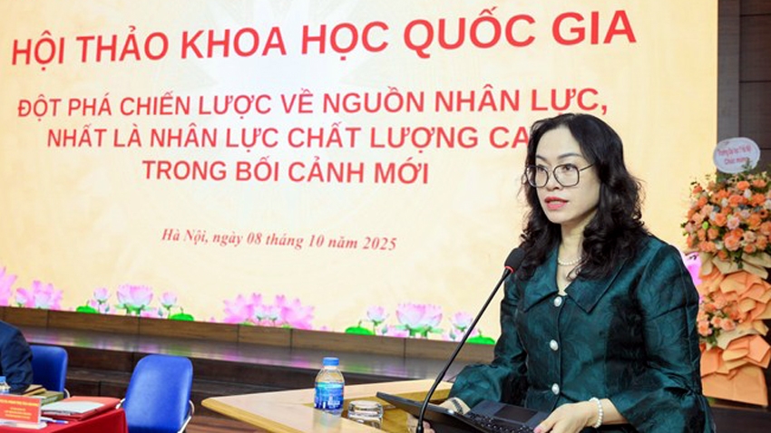 PGS.TS. Phan Thị Thu Hương khẳng định, nhân lực chất lượng cao trong y tế rất quan trọng - Ảnh: Viettimes
