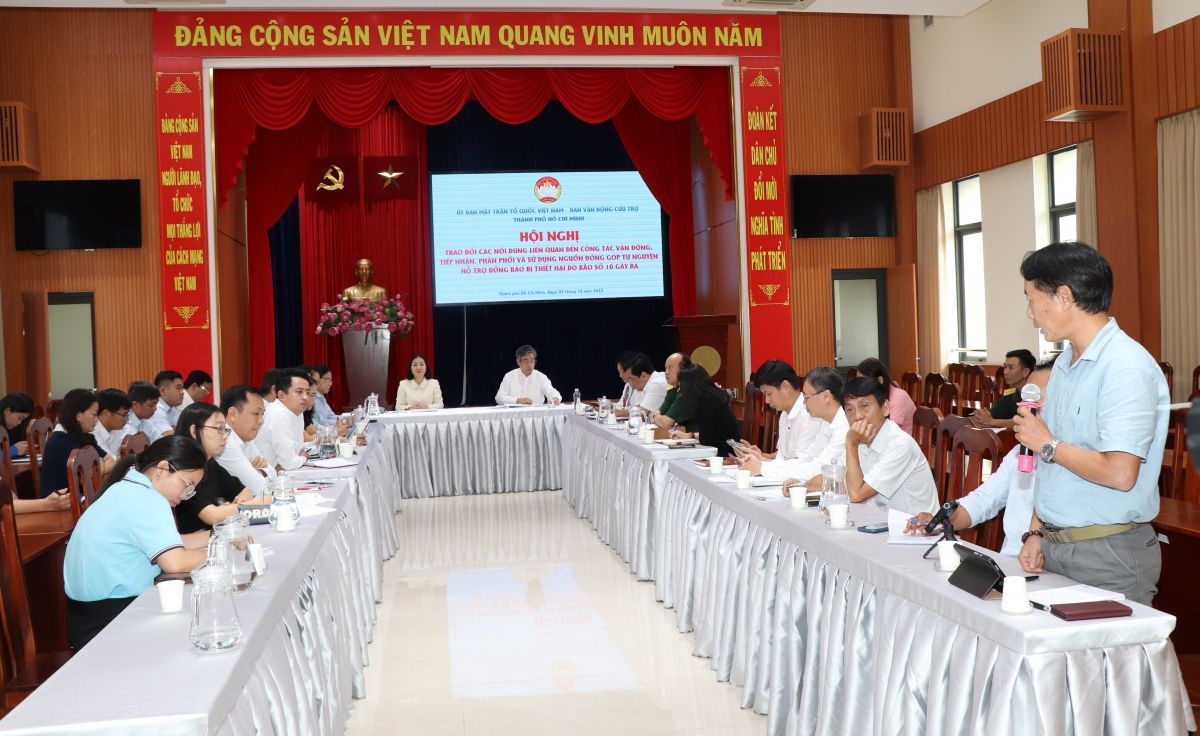 Ủy ban MTTQ TP.HCM tổ chức phát động quyên góp, cứu trợ khẩn cấp, hỗ trợ đồng bào các tỉnh chịu thiệt hại nặng nề do bão số 10 và mưa lũ