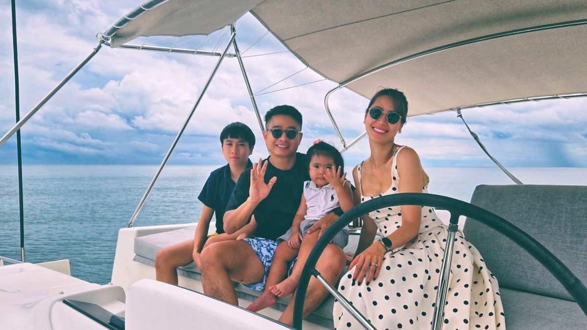 Vợ chồng hoa hậu Dương Mỹ Linh đưa hai con đi du lịch, tận hưởng thời gian sum vầy bên gia đình.