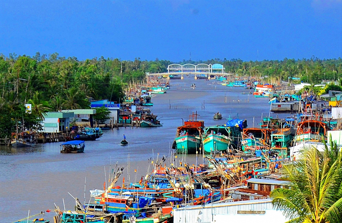 Các địa phương khác trên địa bàn tỉnh Cà Mau cũng đang tăng tốc số hóa tàu cá